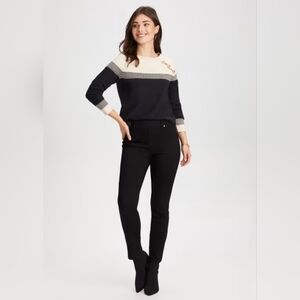 LAURA-Color  Block button Detail Sweater